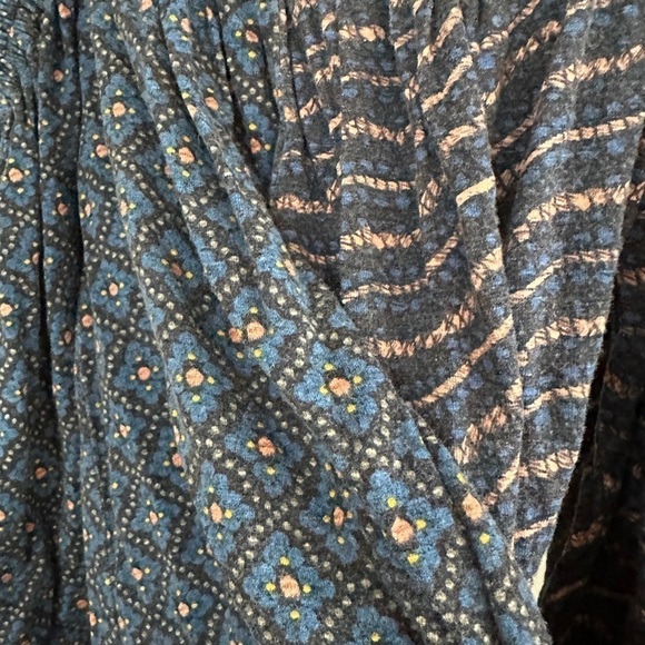 Anthropologie Deletta Reeve Cold Shoulder Top - Picture 4 of 6